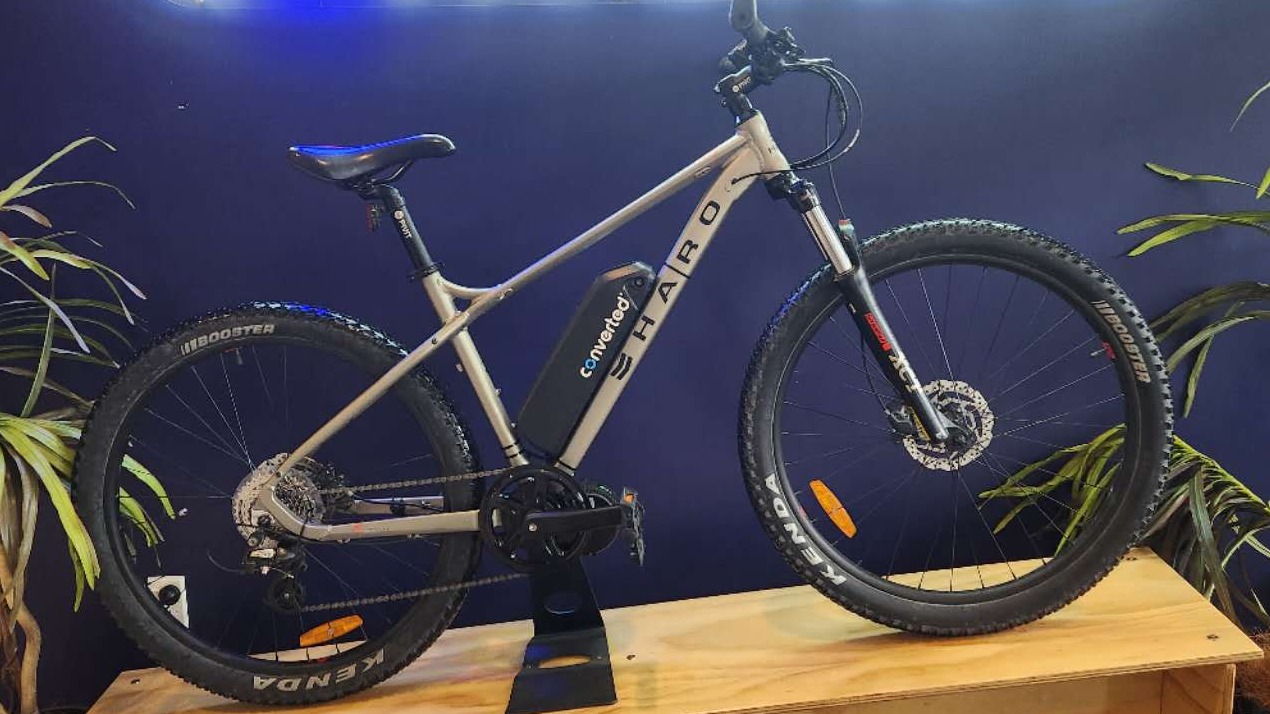 2020 Haro Flightline 2 electric bike conversion